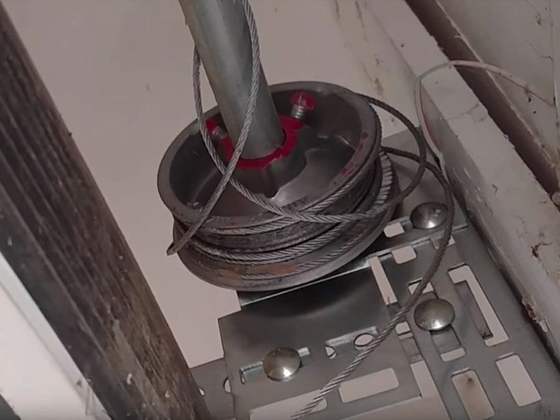 Garage door cable replacement